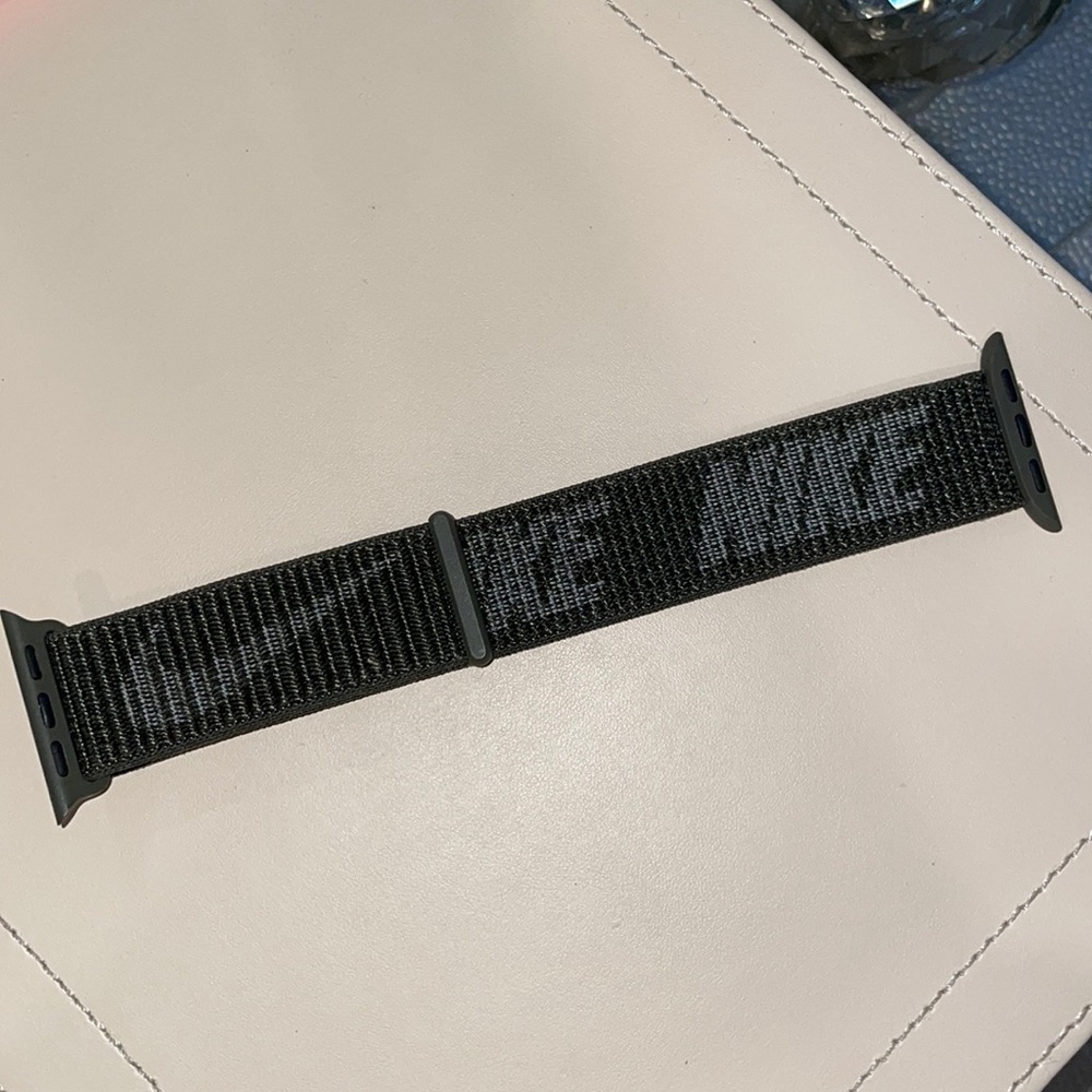 Nike x Apple Watch Sport band